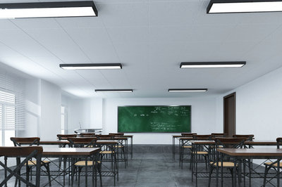 河南财经政法大学在职研究生与工作不符的专业能报吗读完是一起缴纳学费再毕业吗？